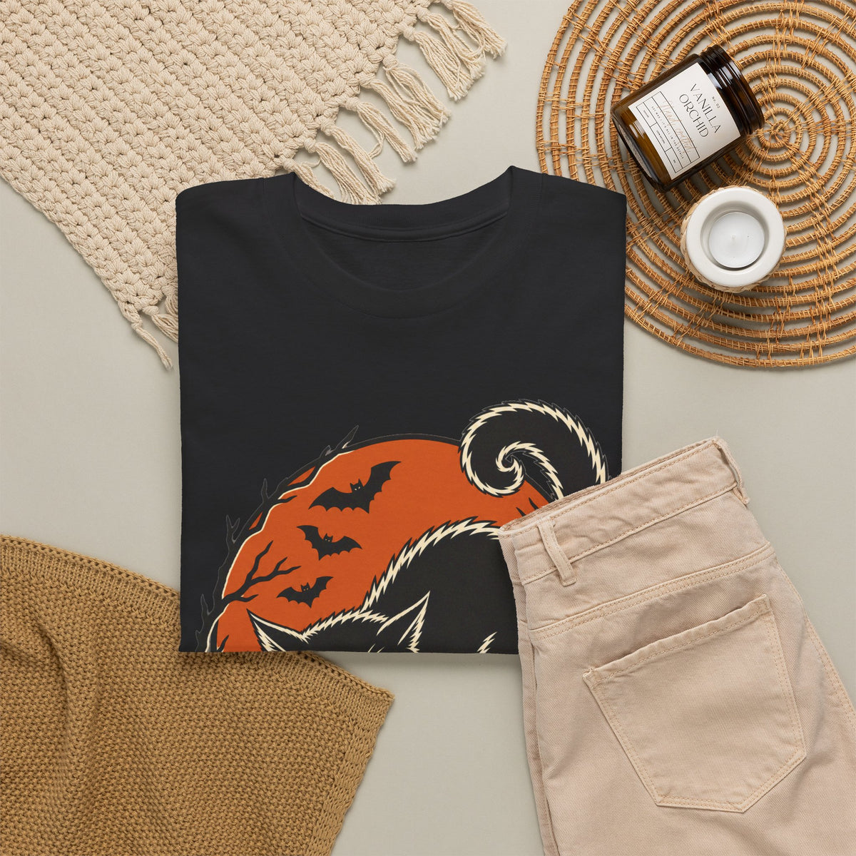 Halloween Black Cat Tee — Spooky Vintage Halloween T-Shirt